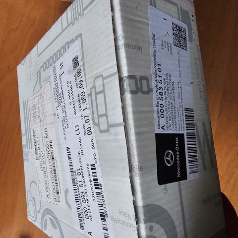 A0005835101 Mercedes Compressor para o bombeio de pneus
