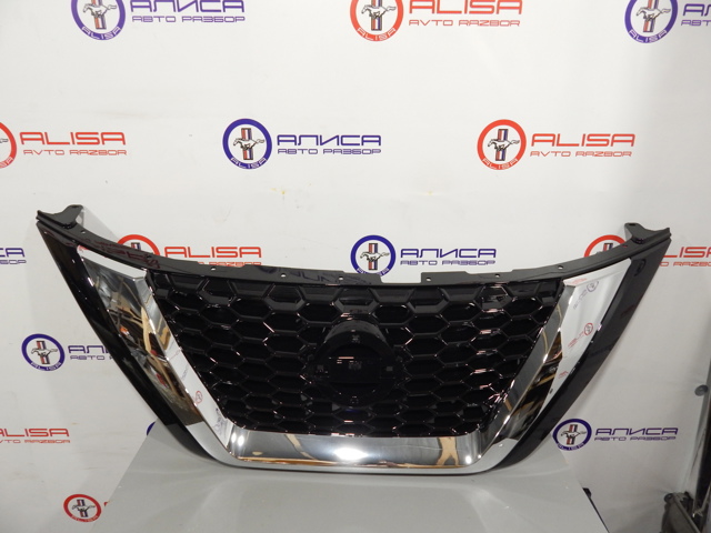 Grelha do radiador Nissan/Infiniti 623109UF0D preço, a partir de 394,70 USD