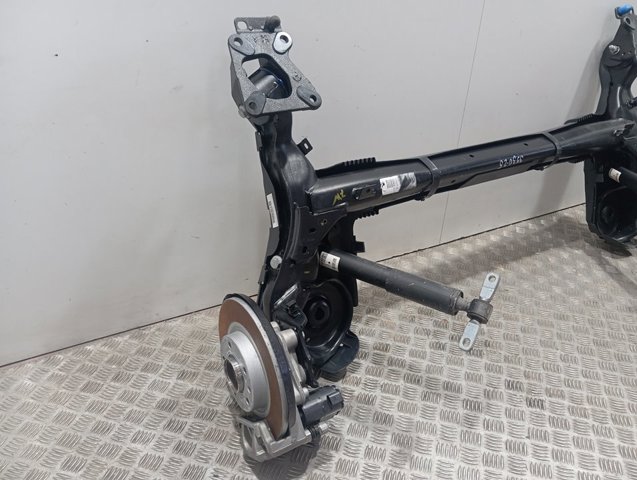 Viga de suspensão traseira (plataforma veicular) Peugeot/Citroen 9822650280
