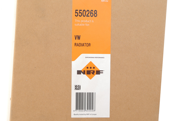 Radiador de esfriamento de motor adicional NRF 550268 preço, a partir de 221,33 USD