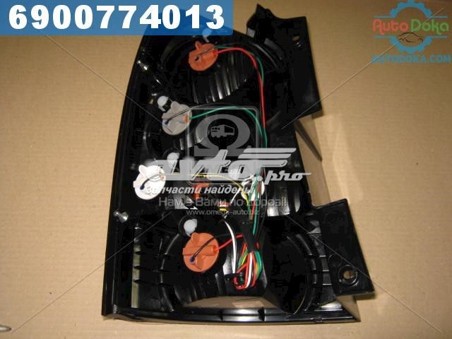Lanterna traseira direita Ssang Yong 8360208B12 preço, a partir de 294,71 USD
