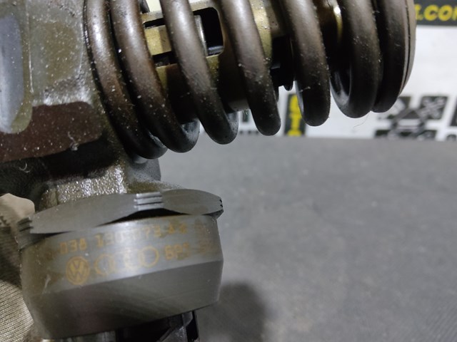  VAG 038130073A preço, a partir de 93,11 USD