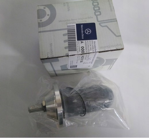 Compre A0001420106 Mercedes Tanque AD BLUE