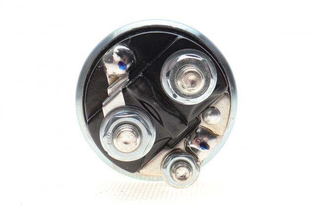 Relê retrator do motor de arranco F032138496 Cargo