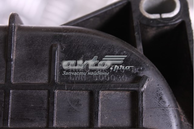 Conduto de ar (defletor) do radiador de intercooler 4H2Q6K770BC Land Rover