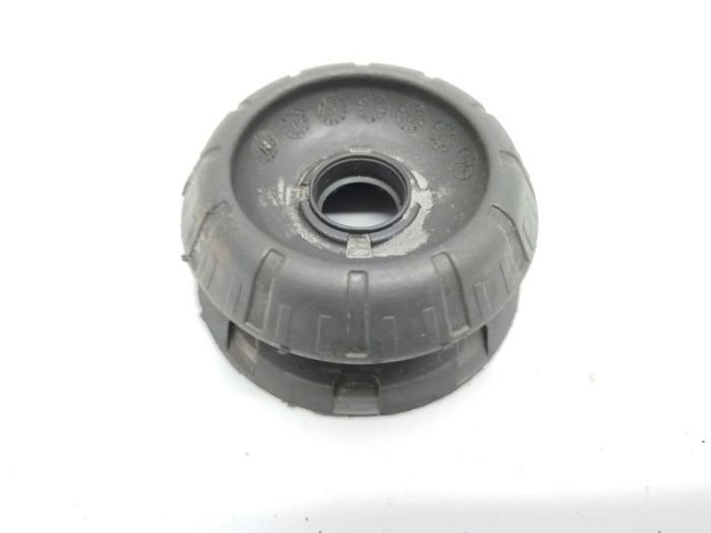 543020280R Renault (RVI) Suporte de amortecedor dianteiro