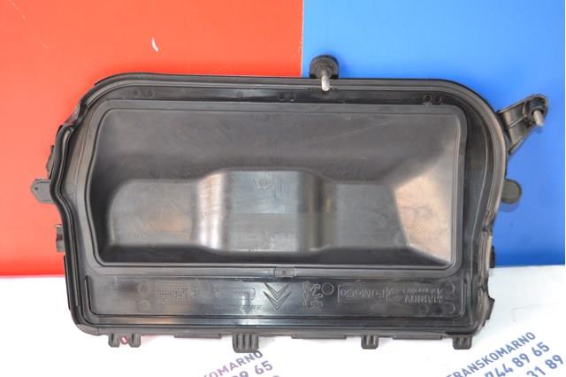 9682444080 Fiat/Alfa/Lancia Tampa de motor decorativa