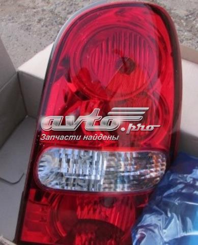 Compre 8360208B12 Ssang Yong Lanterna traseira direita