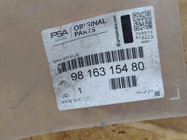 Barra (fecho) dianteira de fixação da correia de segurança 9816315480 Peugeot/Citroen