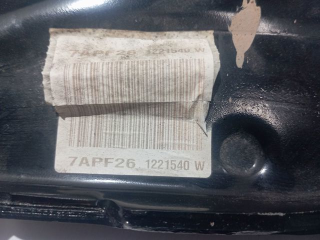 Braço oscilante inferior direito de suspensão dianteira Peugeot/Citroen 9846329080 preço, a partir de 79,38 USD