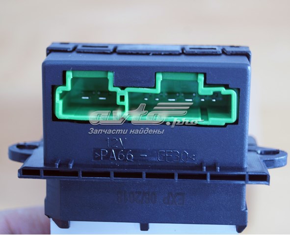 Aquecedor elétrico de ar do sistema de calefacção de salão T1000948E Renault (RVI)