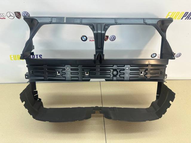Conduto de ar (defletor) do radiador 51748074611 BMW