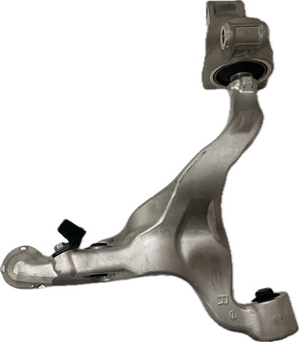 Braço oscilante inferior direito de suspensão dianteira Nissan/Infiniti 54500EJ72A preço, a partir de 533,79 USD