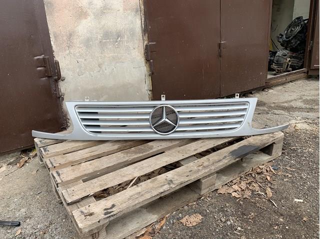 Grelha do radiador Mercedes V preço, a partir de 207,42 USD