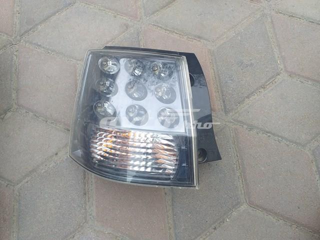 Compre 22087813 Mitsubishi Lanterna traseira esquerda