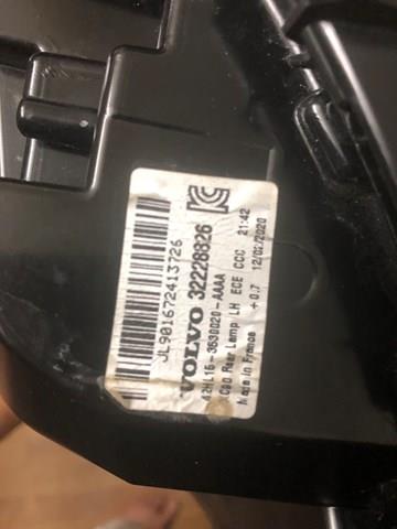32228826 Volvo Lanterna traseira esquerda externa