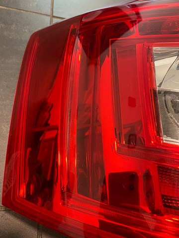 Lanterna traseira esquerda VAG 5E9945095A preço, a partir de 165,06 USD