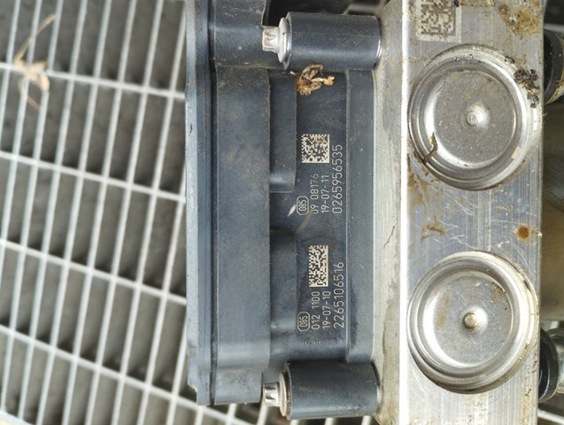 Unidade hidráulico de controlo ABS Renault (RVI) 476605297R preço, a partir de 300,17 USD