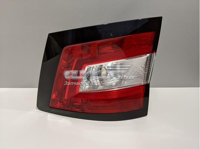 Lanterna traseira direita 6V9945096 VAG