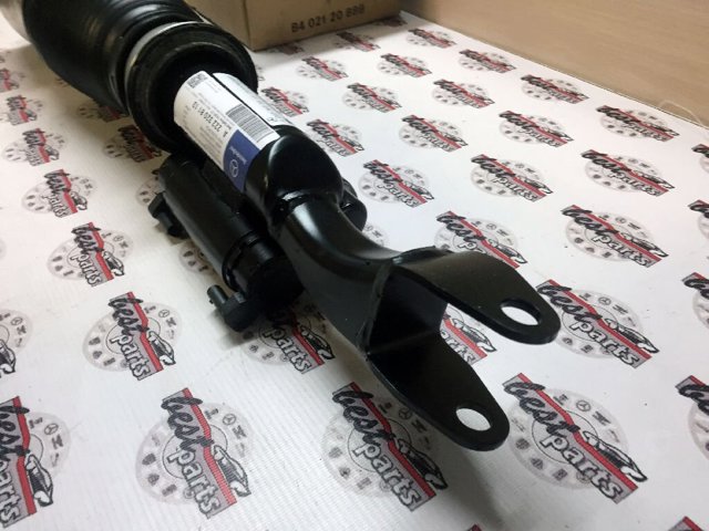 Amortecedor dianteiro esquerdo Mercedes A2223208113 preço, a partir de 676,52 USD