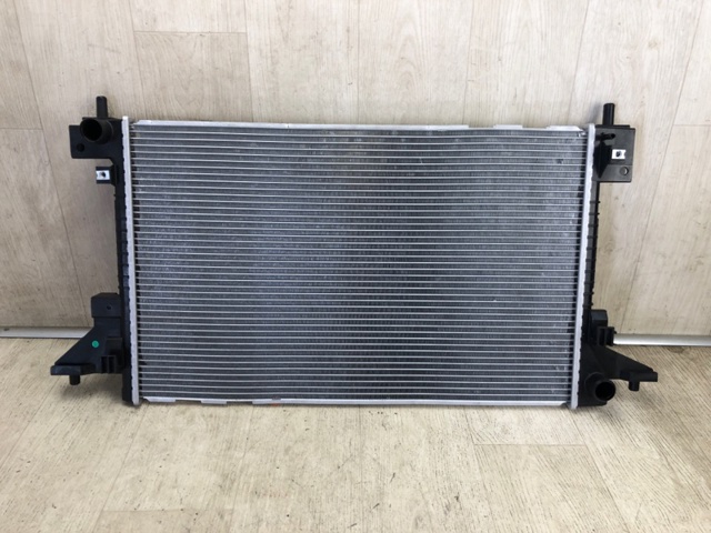 Radiador de esfriamento de motor General Motors 22839735 preço, a partir de 176,93 USD