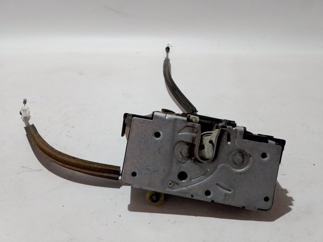 1676851680 Peugeot/Citroen Fecho da porta dianteira esquerda