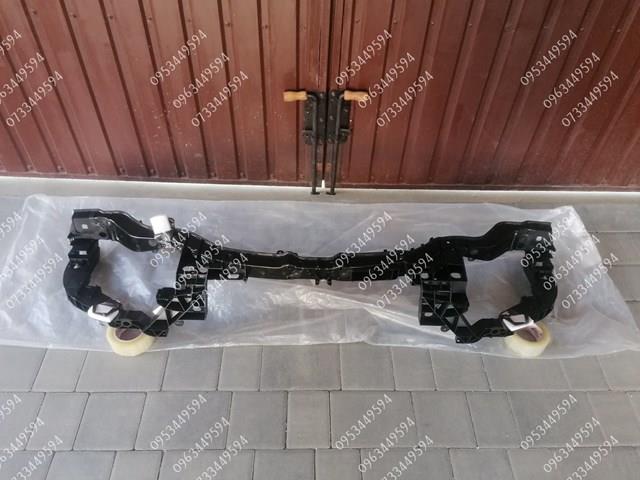 Compre FP2813200 FPS Suporte do radiador montado (painel de montagem de fixação das luzes)
