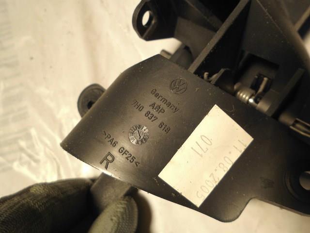 7H0837618 VAG 