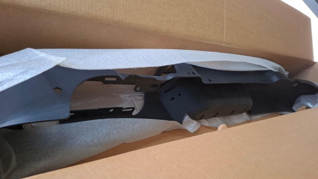 Pára-choque traseiro para Jeep Wrangler  JL