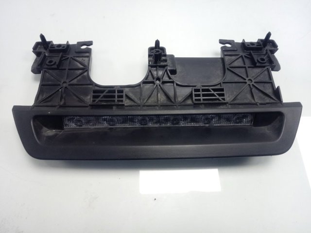 Compre Sinal de parada traseiro adicional Renault DUSTER 2
