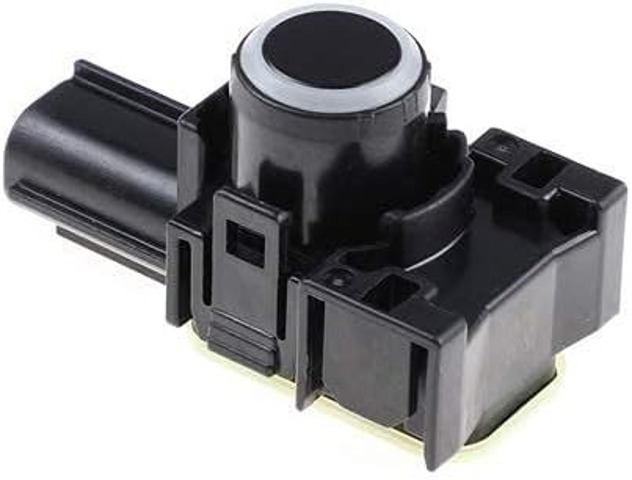 Compre GMK667UC151 Mazda Sensor traseiro de sinalização de estacionamento (sensor de estacionamento)