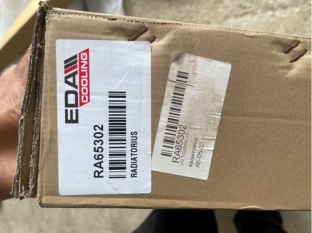 Compre RA65302 Signeda Radiador de esfriamento de motor