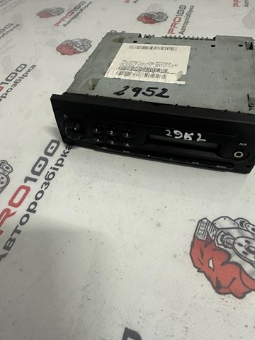 281151362R Renault (RVI) Aparelhagem de som (rádio AM/FM)