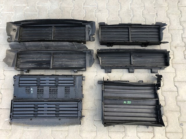 9823355180 Peugeot/Citroen Perciana do radiador de esfriamento