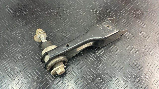 Braço oscilante transversal direito de suspensão traseira Land Rover LR090537 preço, a partir de 68,93 USD