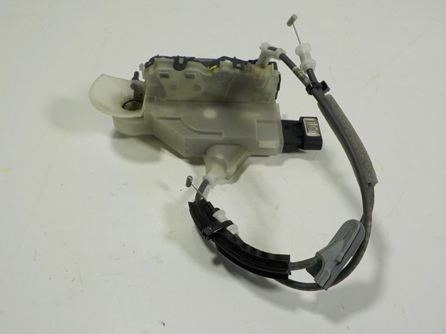 Fecho da porta dianteira esquerda Peugeot 2008 II 