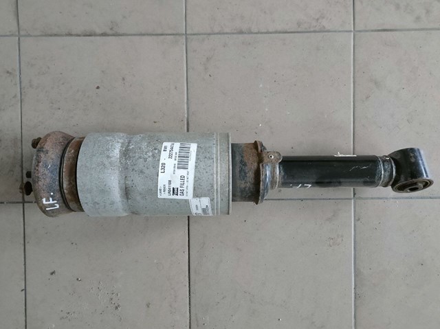  Land Rover LR041108
