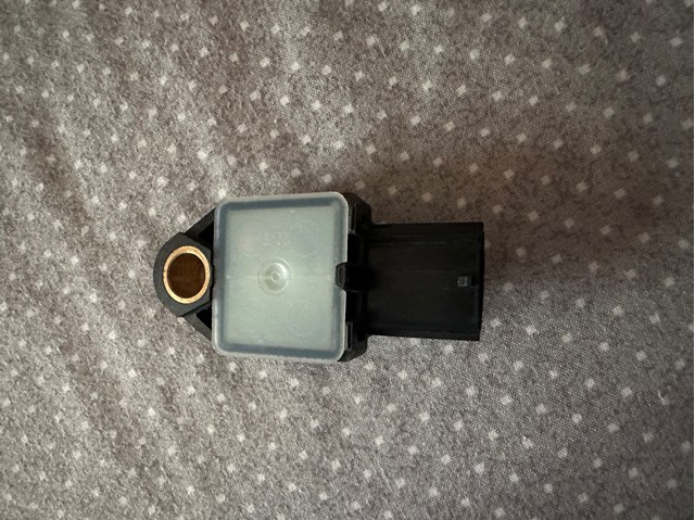  Chrysler P68056160AA