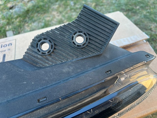 Luzes máximas direitas 92208J9500 Hyundai/Kia