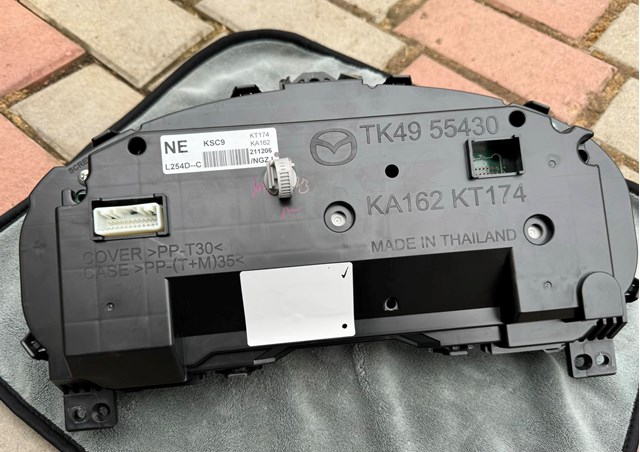 Painel de instrumentos (quadro de instrumentos) TK4955430 Mazda