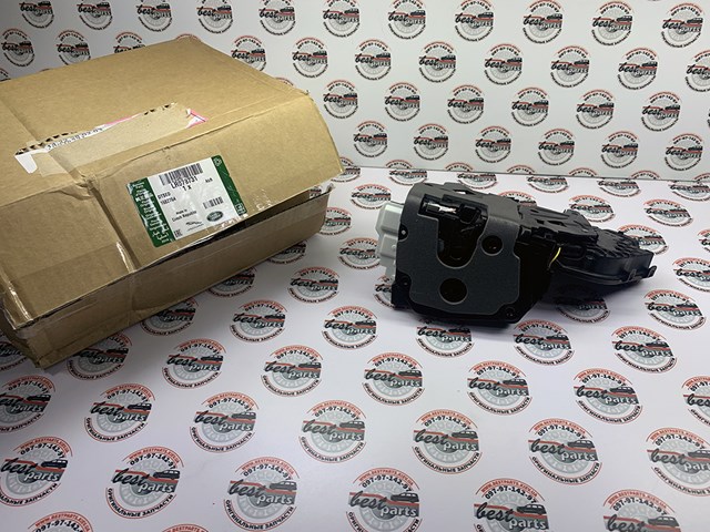 Fecho da porta dianteira esquerda LR078731 Land Rover