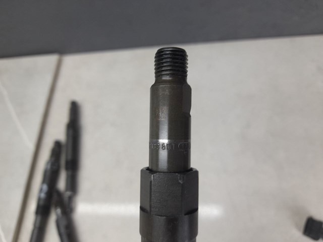 Injetor de injeção de combustível 0432133801 Bosch
