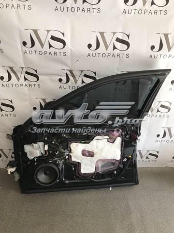 Compre 6700153120 Toyota Porta dianteira direita
