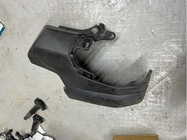 9816789680 Peugeot/Citroen Pára-choque traseiro, parte esquerda