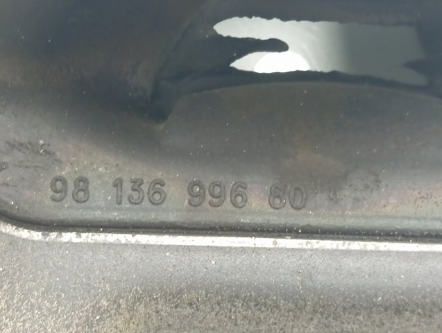 Coxim (suporte) esquerdo superior de motor 9813699680 Peugeot/Citroen