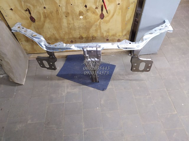TF69Y08401040 ZAZ Suporte do radiador montado (painel de montagem de fixação das luzes)