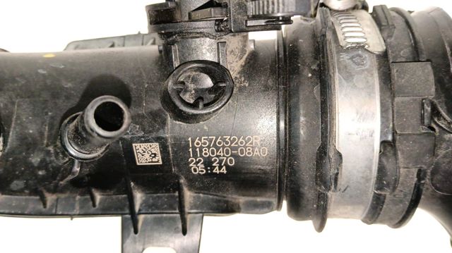 Cano derivado de ar, entrada na turbina (supercompressão) Renault (RVI) 165763262R preço, a partir de 78,45 USD