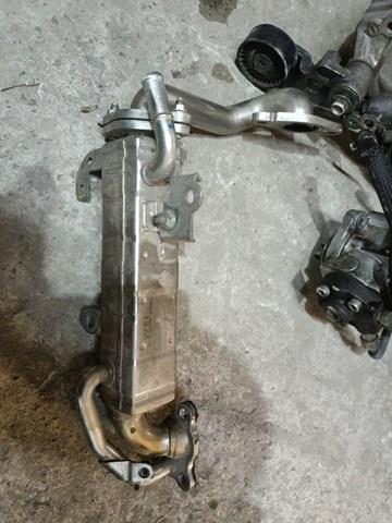 Radiador do sistema EGR de recirculação dos gases de escape SH012030Y Mazda