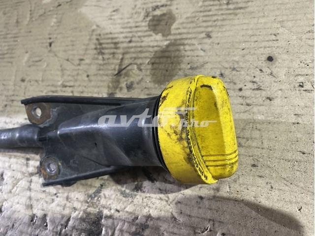 Gargalo de enchimento de óleo Renault (RVI) 8200722806 preço, a partir de 37,46 USD