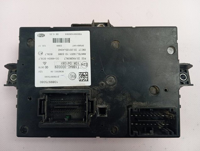 1389975080 Peugeot/Citroen Unidade de conforto